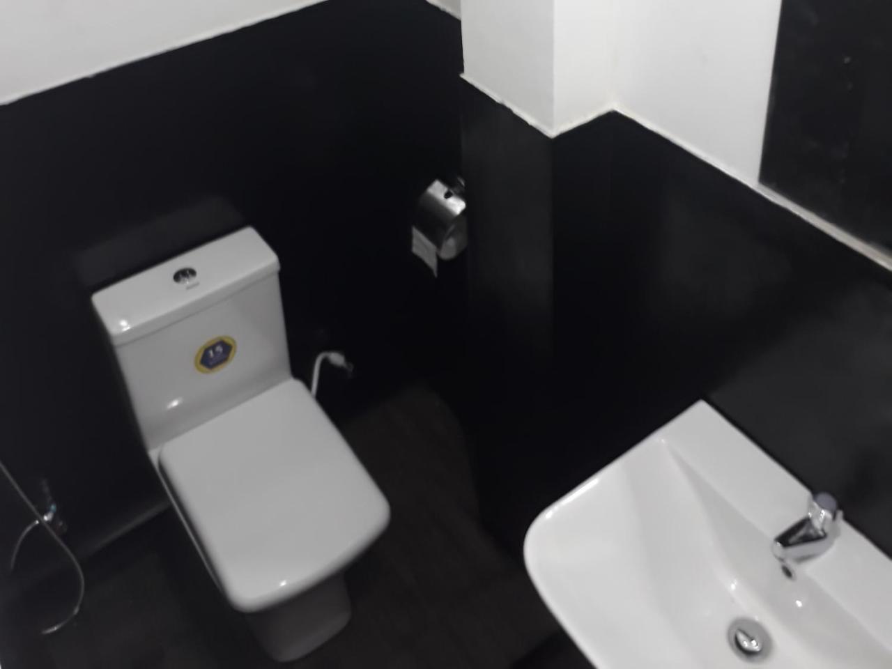 Eden Garden Way Apartment Ела Екстериор снимка